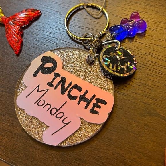 Keychain - Picture 4 of 7